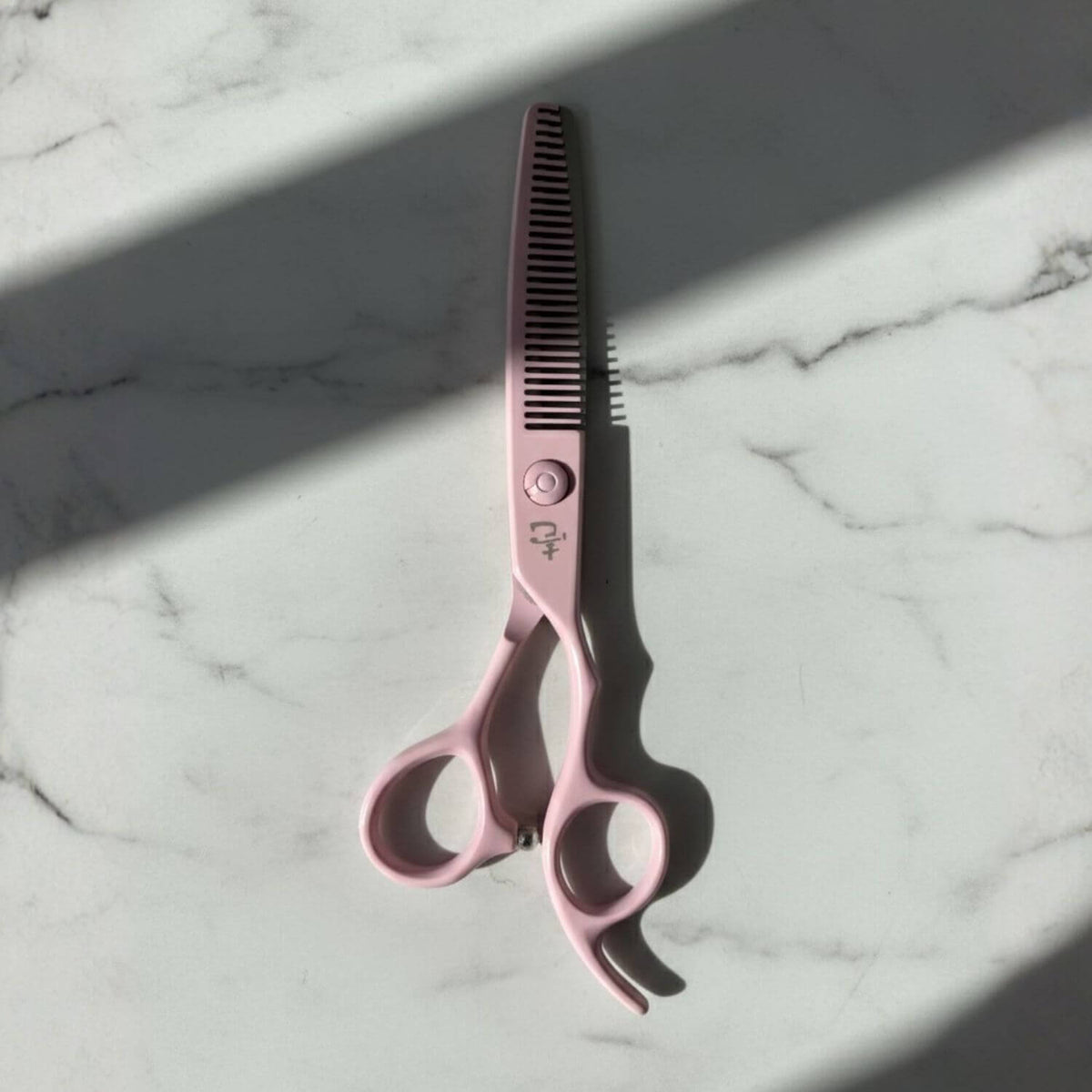 Ichiro Pastel Pink Hair Cutting &amp; Thinning Scissors From Tokyo Japan (SKU: ICH-PNK-M5050) 