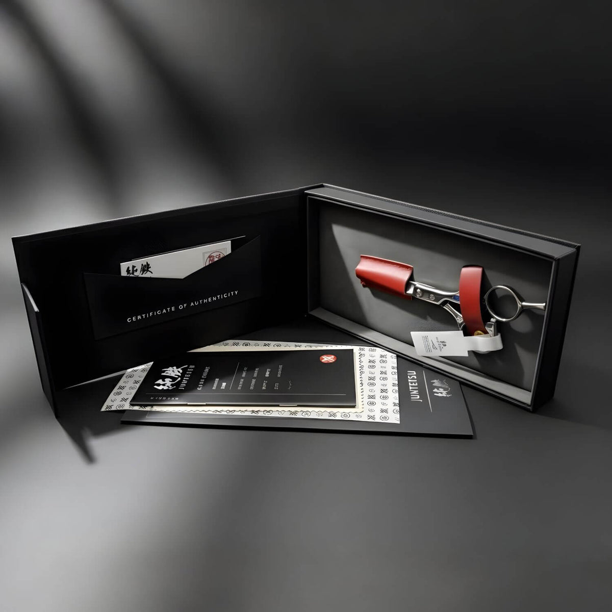 Juntetsu Aero Pro Hair Cutting &amp; Thinning Scissor &amp; Texturizing Shear Set  - box close up (SKU: JUN-APS-5530)