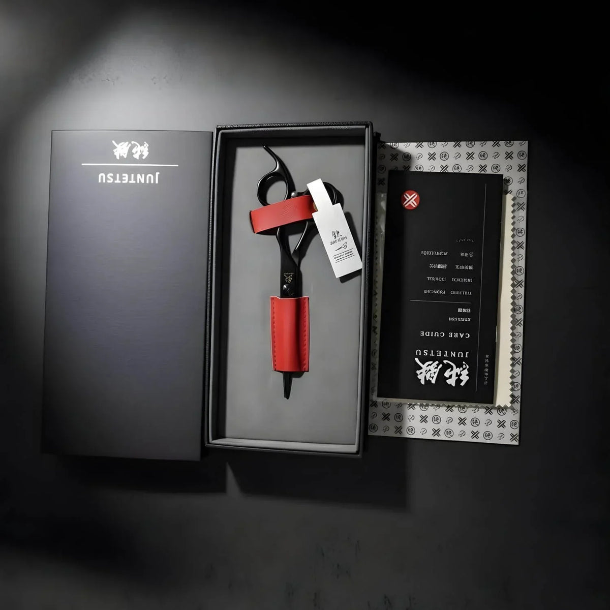 Juntetsu Cobalt Japan Mastersmith made in Tokyo hair cutting and texturizing shear kit  (SKU: JUN-MTY-S70F) (SKU: JUN-MTY-C70)