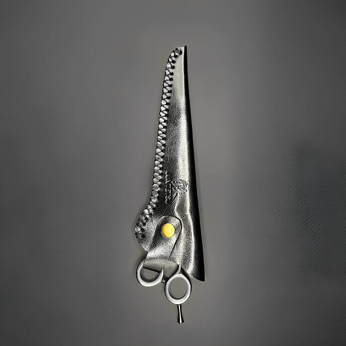 Juntetsu Single Scissor Protector - Classic Black Leather (SKU: JUN-JUNTETSU-J01-BLACK)