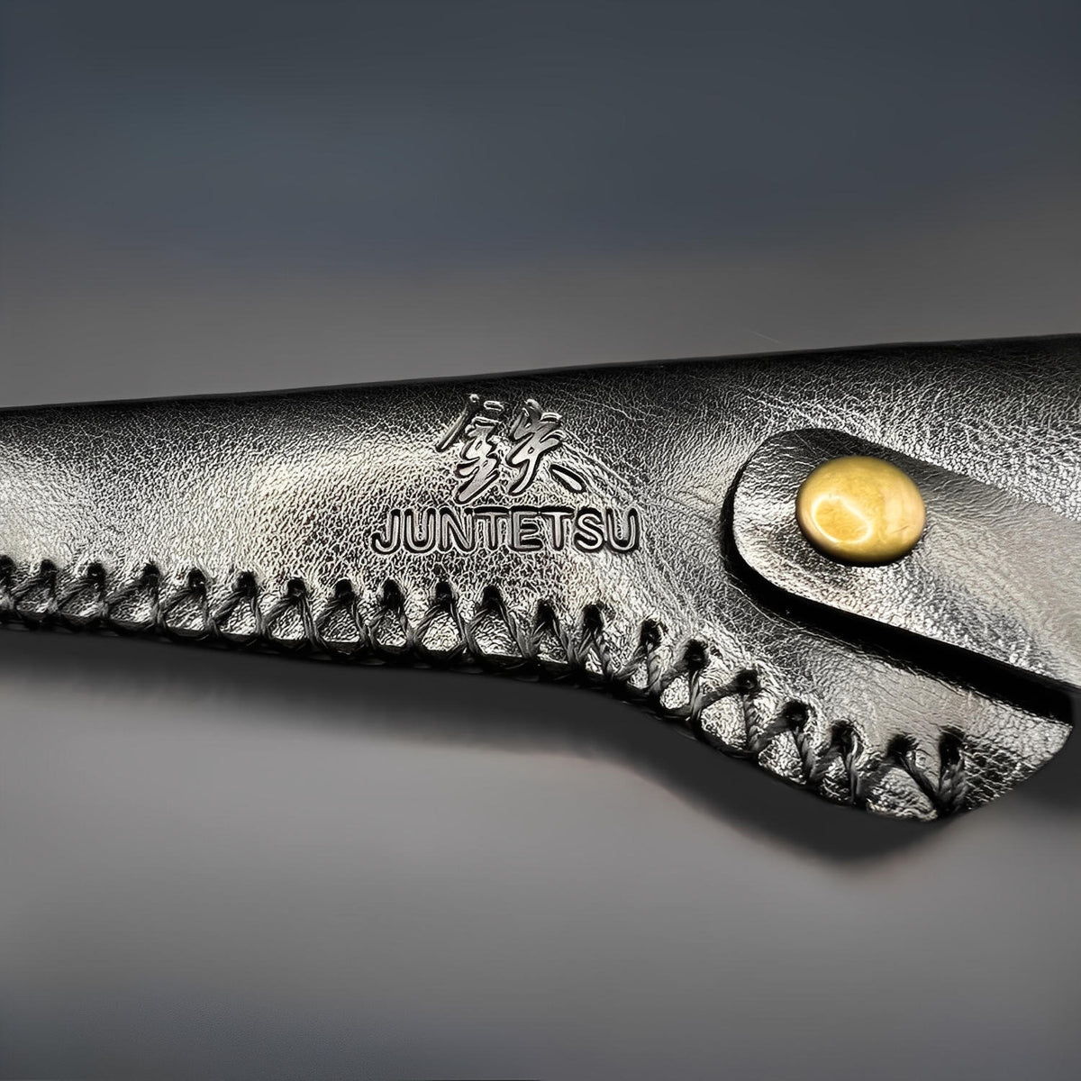 Juntetsu Single Scissor Protector - Classic Black Leather (SKU: JUN-JUNTETSU-J01-BLACK)